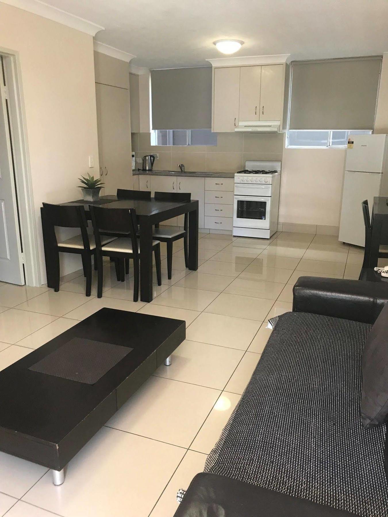 Kangaroo Point Holiday Apartments Брісбен Екстер'єр фото